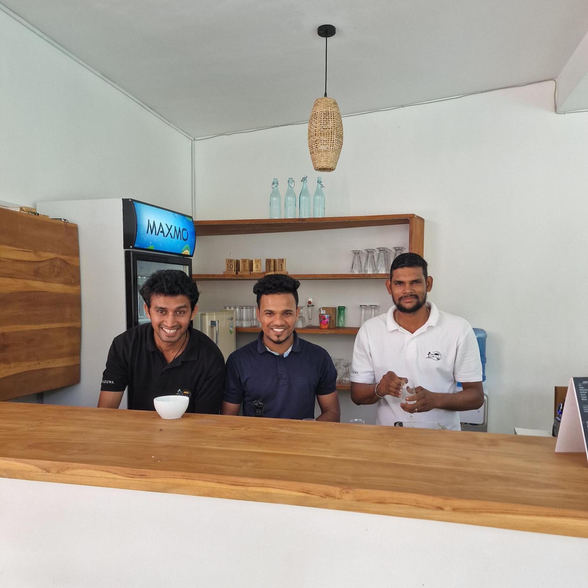 Chill Hill Hikkaduwa Hotel Exterior photo